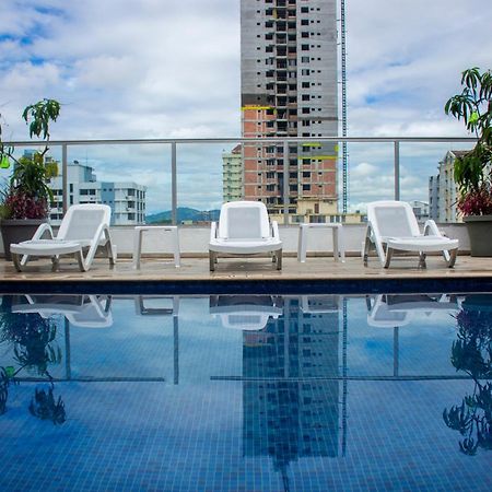 Ramada By Wyndham Panama Via Argentina Hotel Exterior foto