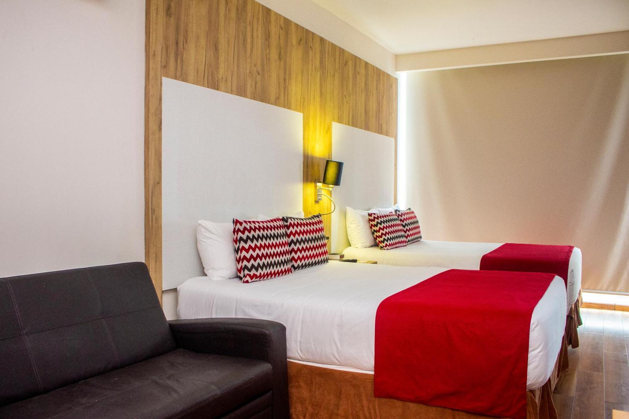 Ramada By Wyndham Panama Via Argentina Hotel Exterior foto